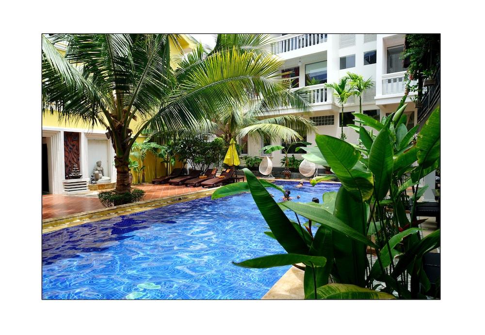 Paris Angkor Boutique Hotel Siem Reap Buitenkant foto